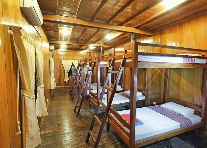 Hostel Khmer Wooden